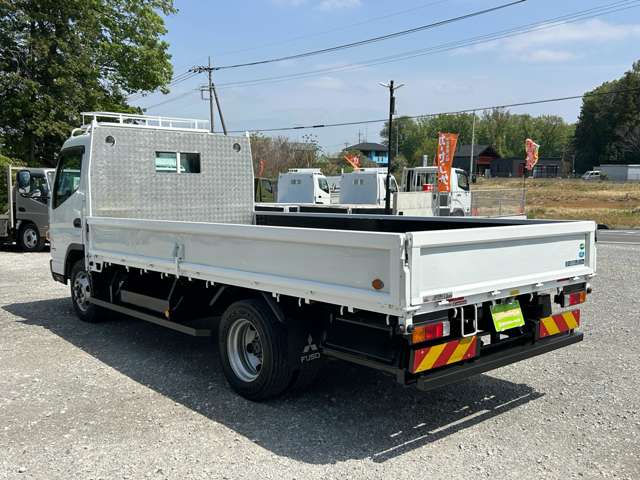 Mitsubishi Fuso Canter 7