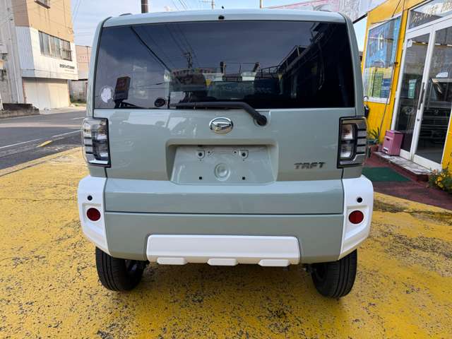 Daihatsu Taft 5