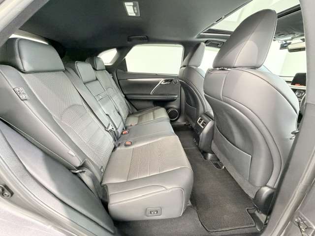Lexus RX 8