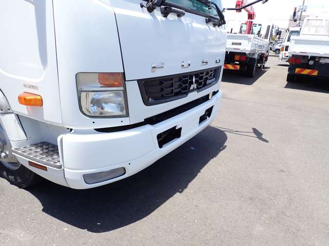 Mitsubishi Fuso Fighter 12