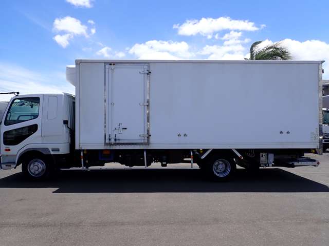 Mitsubishi Fuso Fighter 9