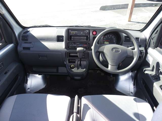 Daihatsu Hijet Deck Van 12