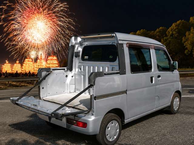 Daihatsu Hijet Deck Van 2