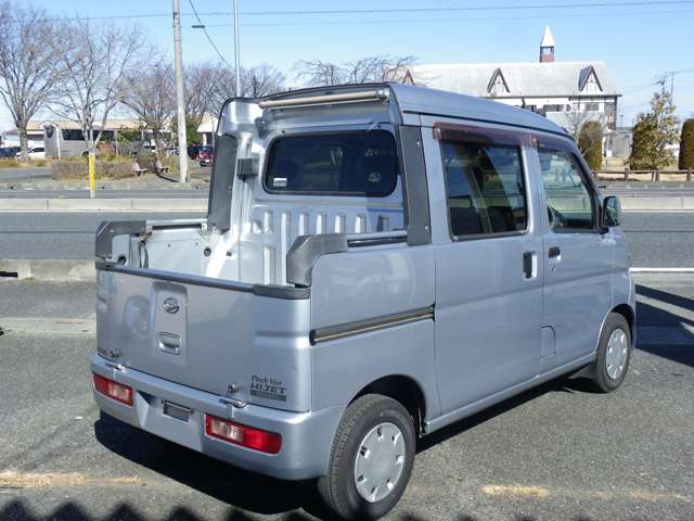 Daihatsu Hijet Deck Van 8