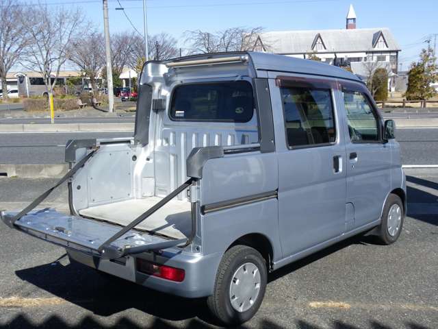 Daihatsu Hijet Deck Van 9