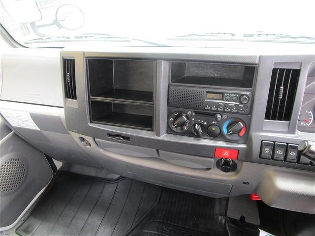 Isuzu Elf 11
