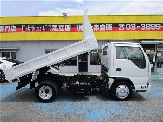 Isuzu Elf 3