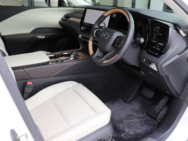 Lexus RX 4