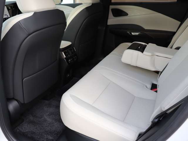 Lexus RX 5