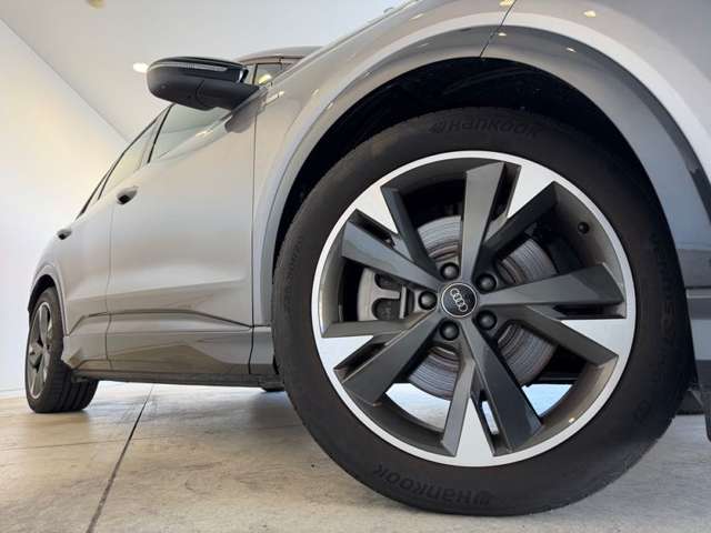 Audi Q4 e-tron 12