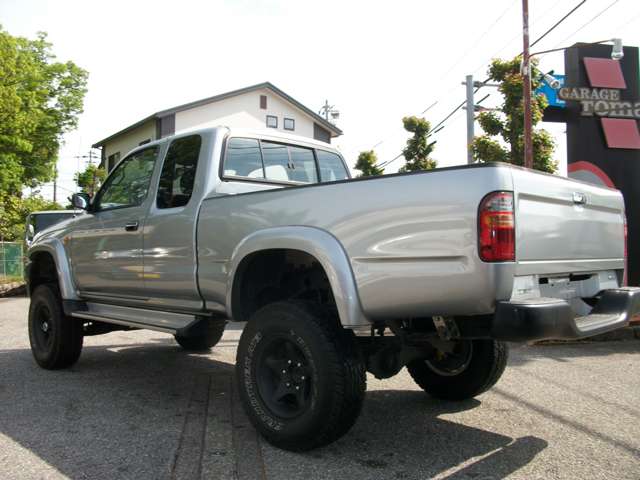 Toyota Hilux 5