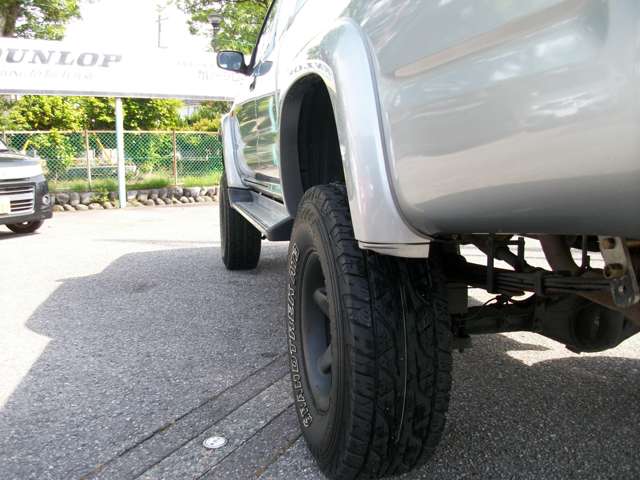 Toyota Hilux 9