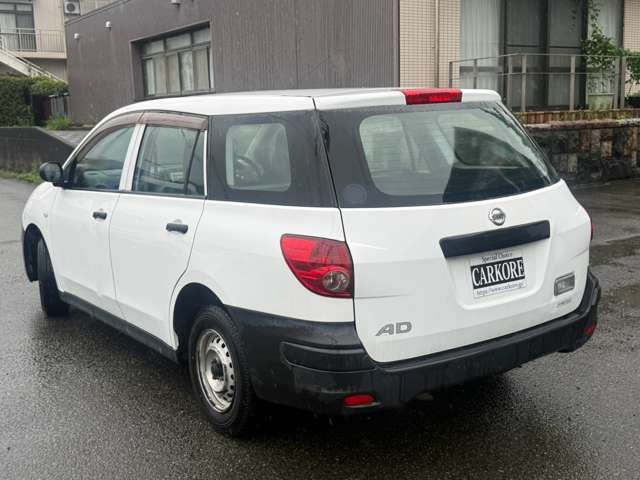 Nissan AD 6