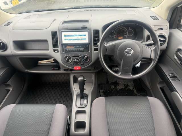 Nissan AD 9