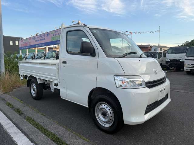 Mazda Bongo Truck 6