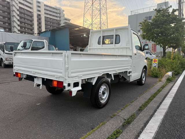 Mazda Bongo Truck 7