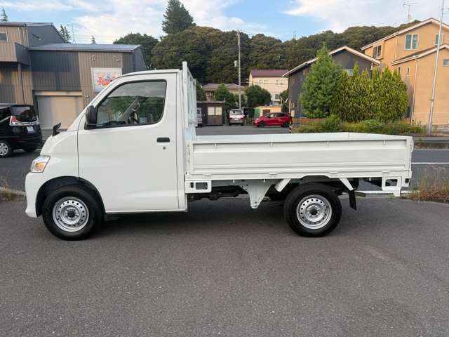 Mazda Bongo Truck 8
