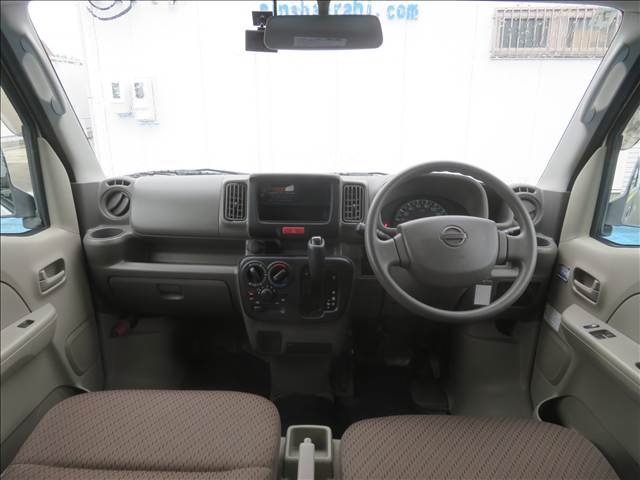 Nissan NV100 Clipper 3