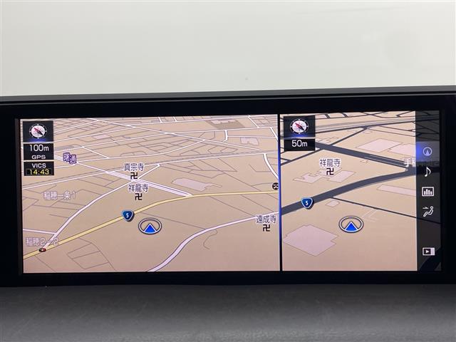 Lexus UX 5