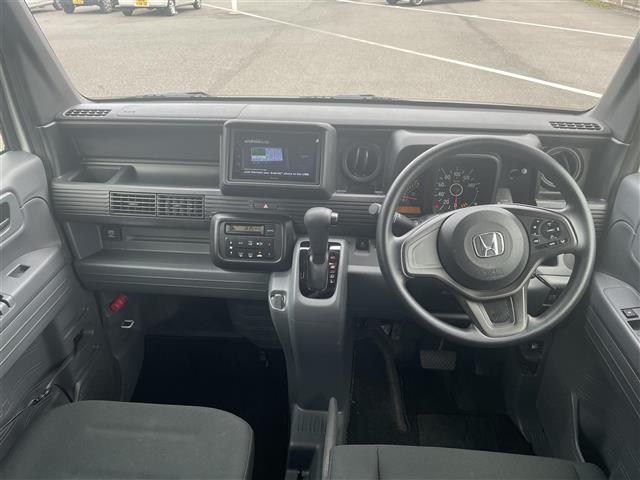 Honda N-VAN 11