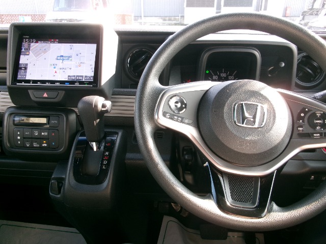 Honda N-VAN 10