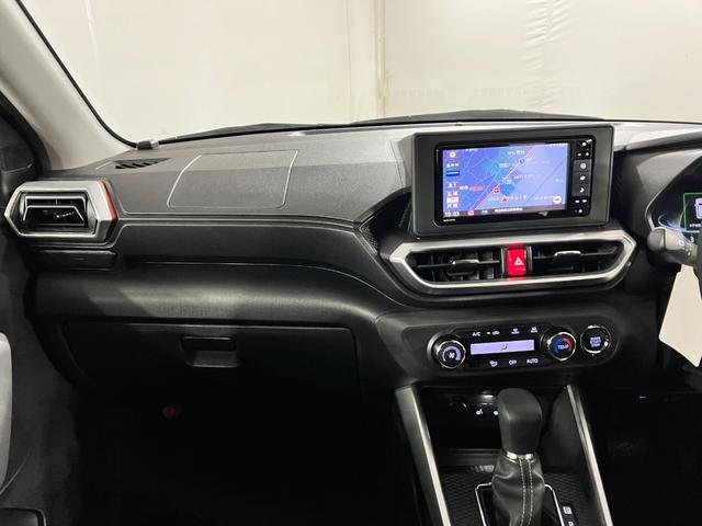 Daihatsu Rocky 6