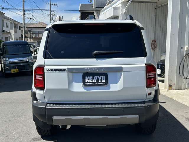 Toyota Land Cruiser 250 10
