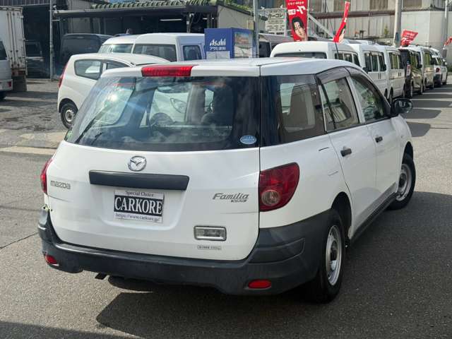 Mazda Familia Van 8