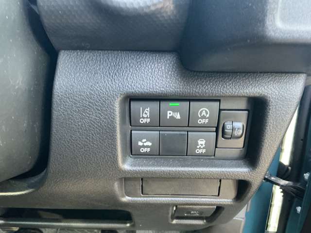 Mazda Flair Crossover 9