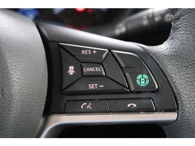 Mitsubishi eK X 4