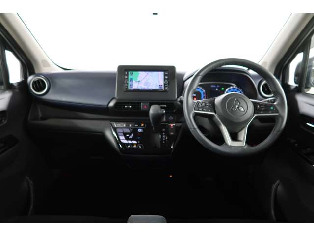 Mitsubishi eK X 7