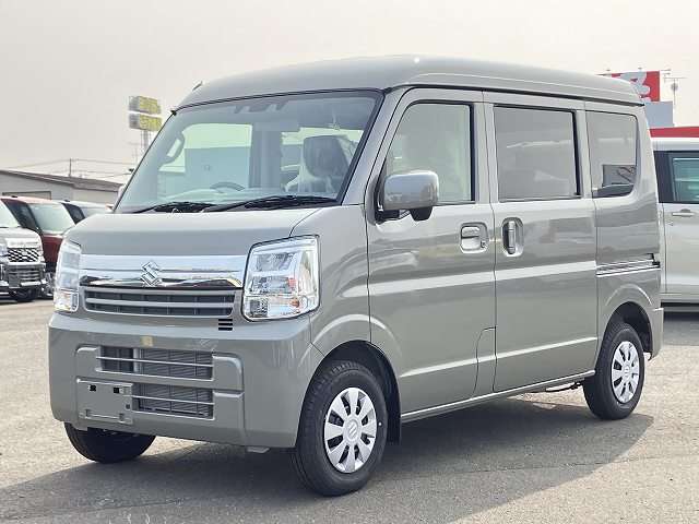 Suzuki Every 8