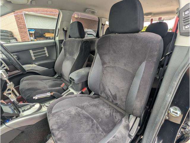 Mitsubishi Outlander 12