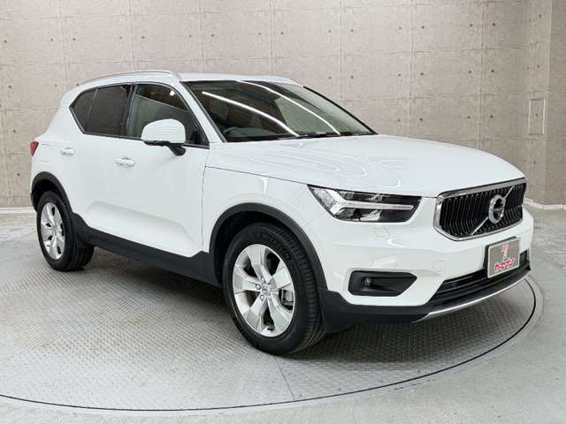 Volvo XC40 11