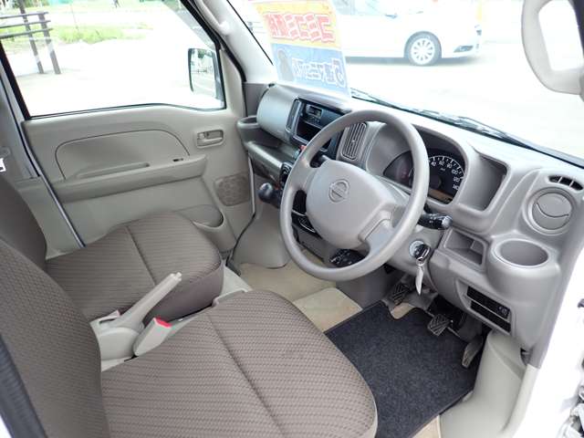 Nissan NV100 Clipper 7
