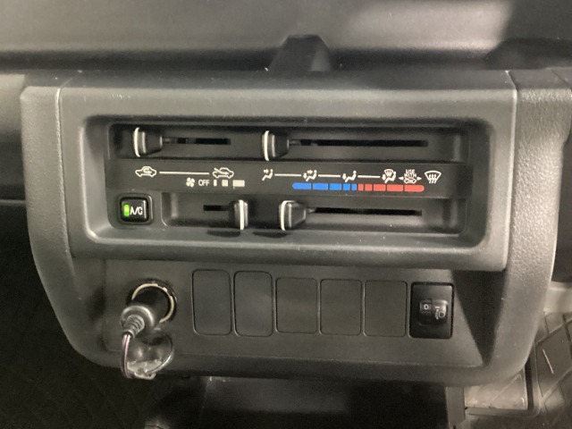 Daihatsu Hijet Truck 11