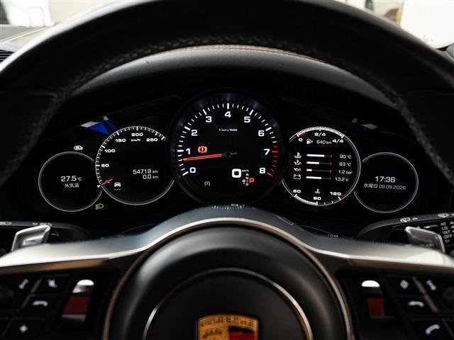 Porsche Cayenne 11