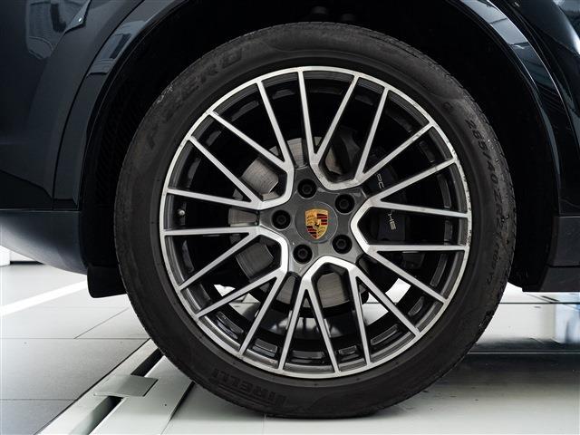 Porsche Cayenne 5