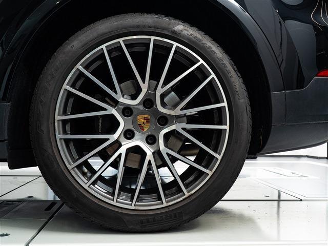 Porsche Cayenne 6