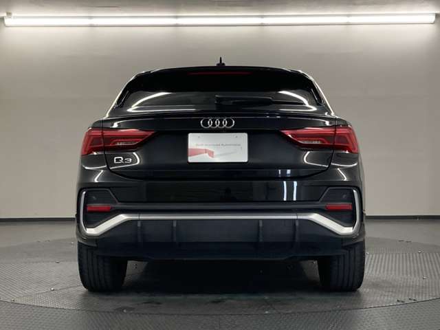 Audi Q3 Sportback 4