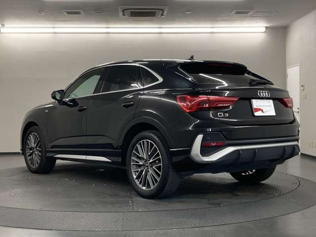 Audi Q3 Sportback 8