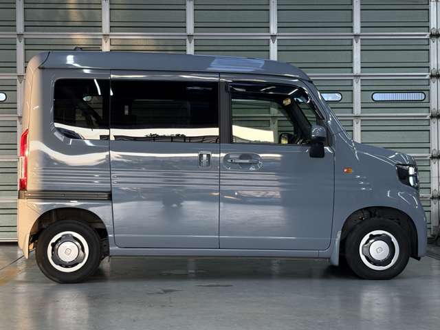 Honda N-VAN 12
