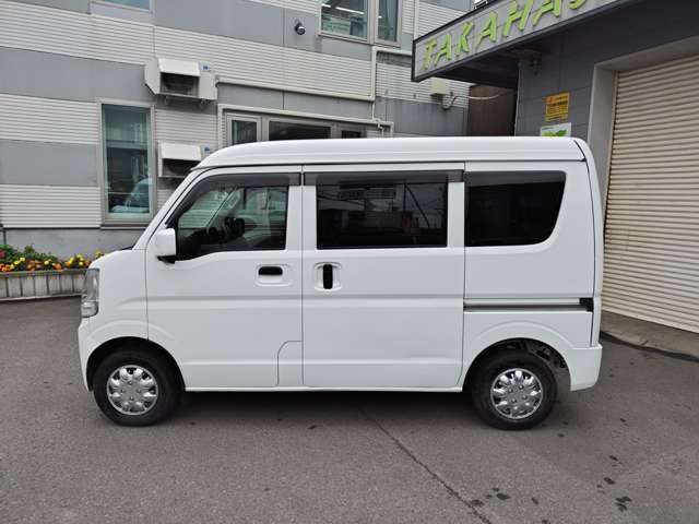 Nissan NV100 Clipper 4