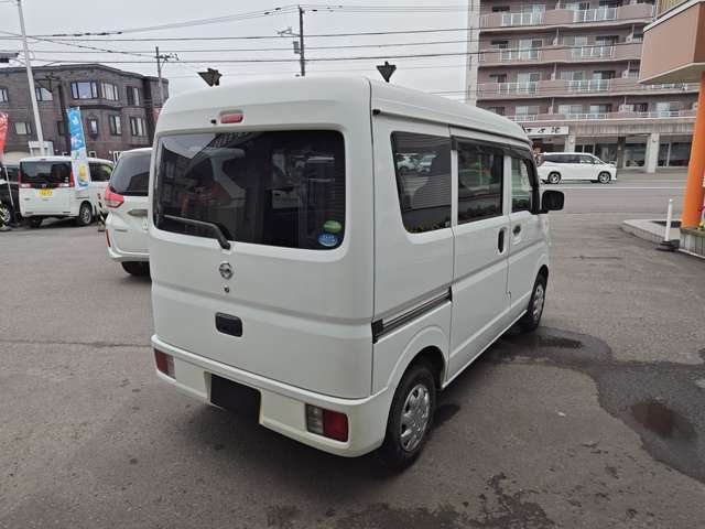 Nissan NV100 Clipper 6