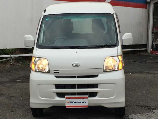 Daihatsu Hijet Cargo 3