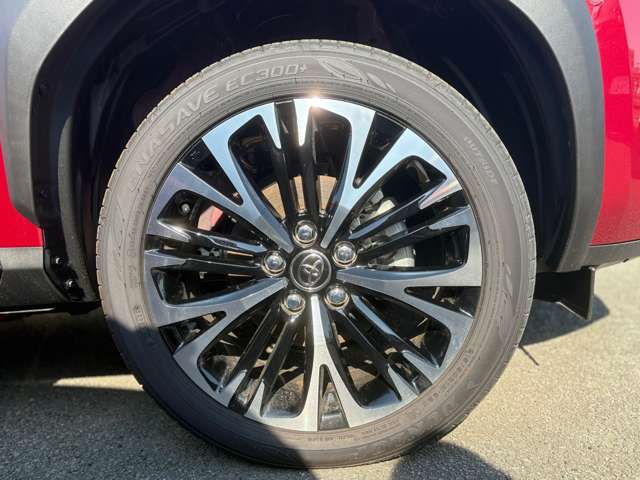 Toyota Yaris Cross 4