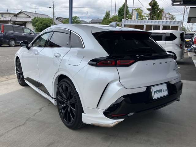 Toyota Crown Sport 7