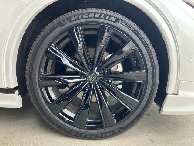 Toyota Crown Sport 10