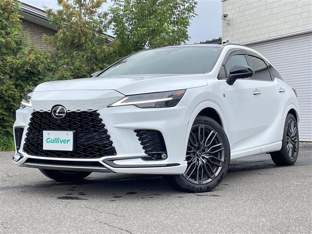 Lexus RX 9