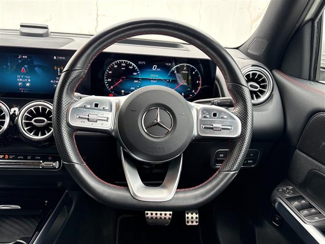 Mercedes-Benz GLB 6